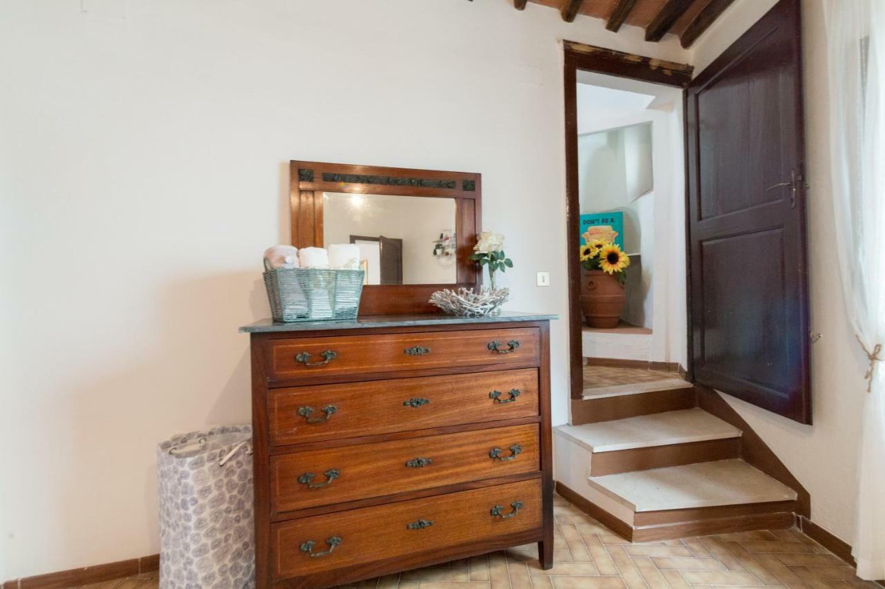 Art Rebus Tower In Tuscany Apartment Radda in Chianti Exterior photo