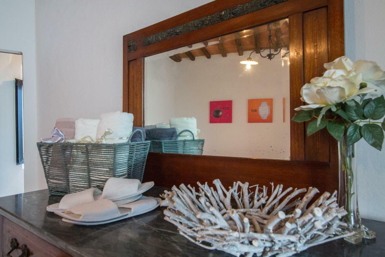 Art Rebus Tower In Tuscany Apartment Radda in Chianti Exterior photo