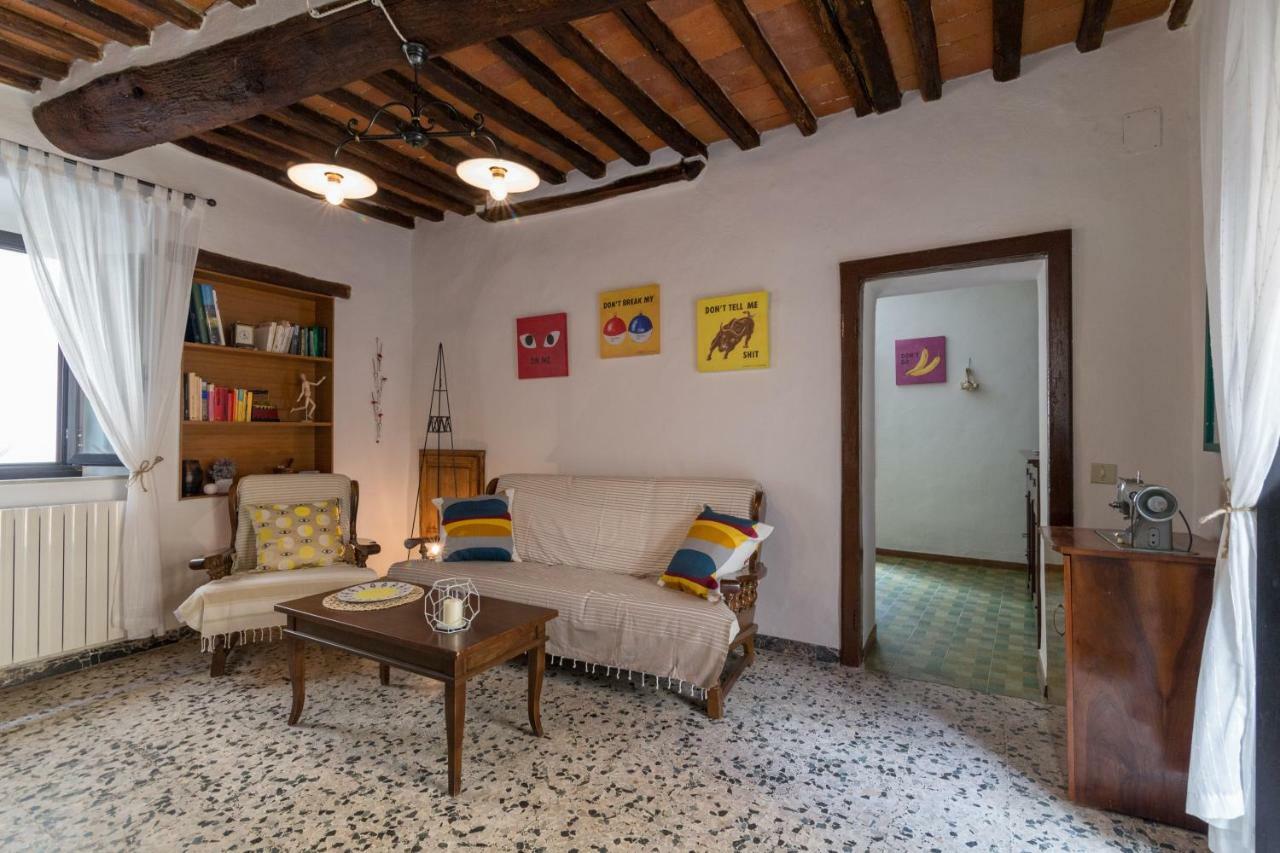 Art Rebus Tower In Tuscany Apartment Radda in Chianti Exterior photo